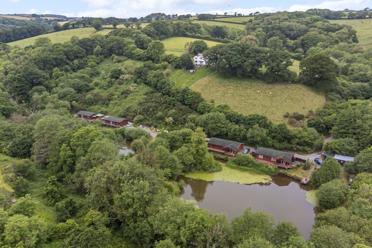 8 bedroom Residential, Buckland Brewer, Bideford, EX39 - Available