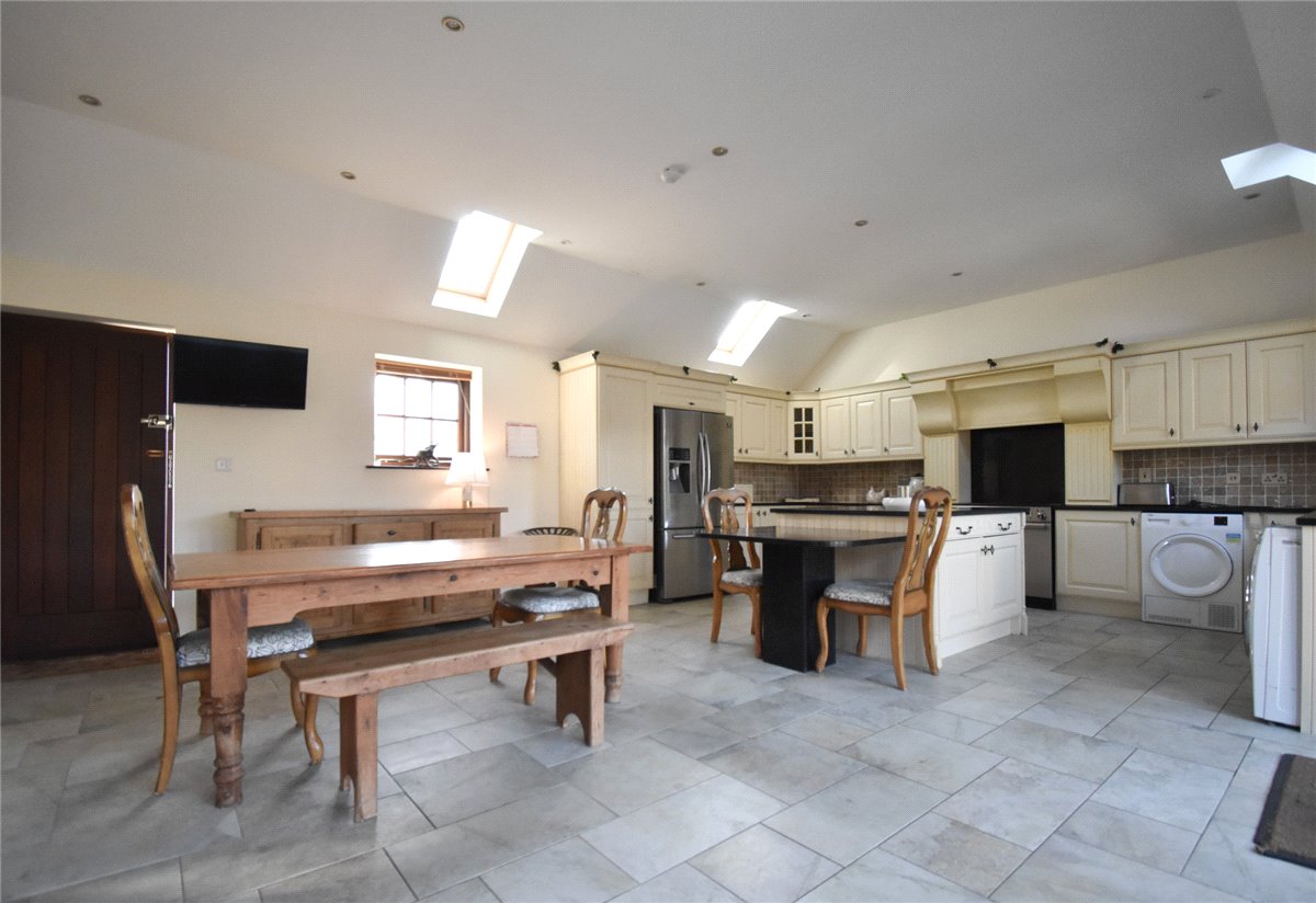 2 bedroom Bungalow, Lordsbridge Farm House, Wimpole Road, CB23 - , Image 3