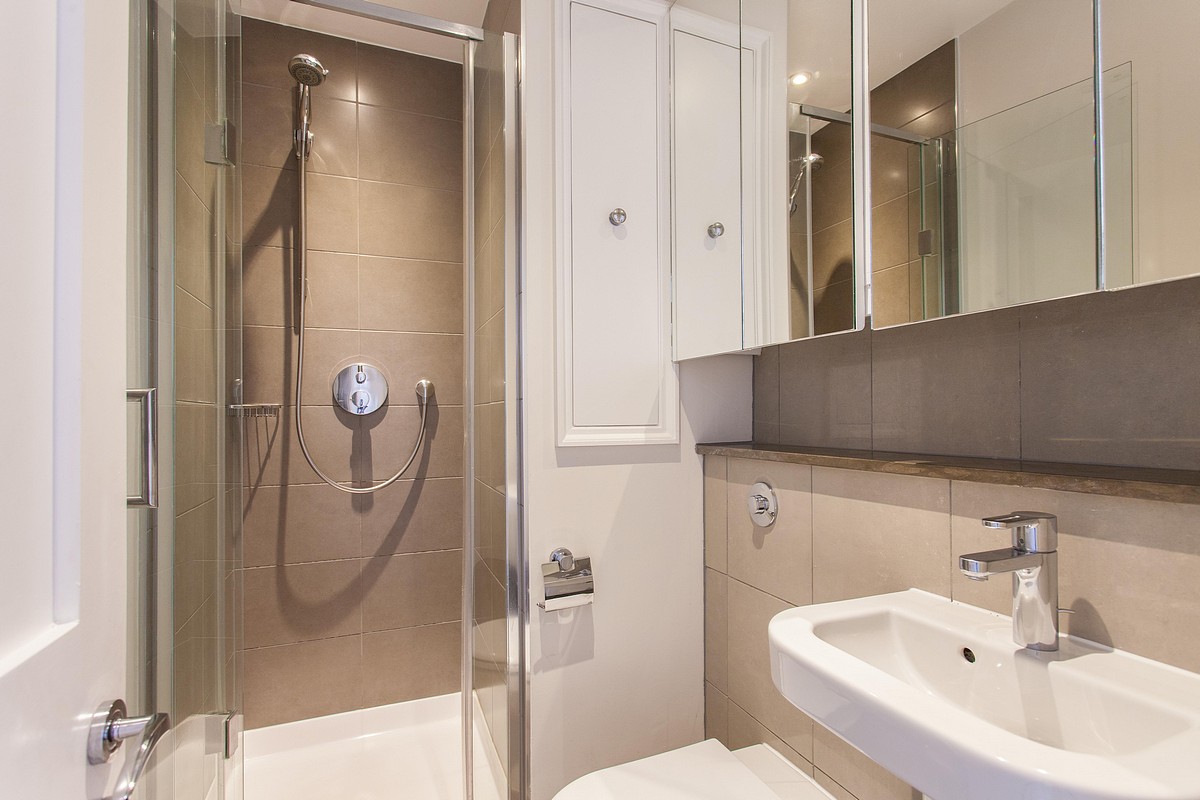 1 bedroom Flat, Manchester Street, Marylebone, W1U - Available, Image 3