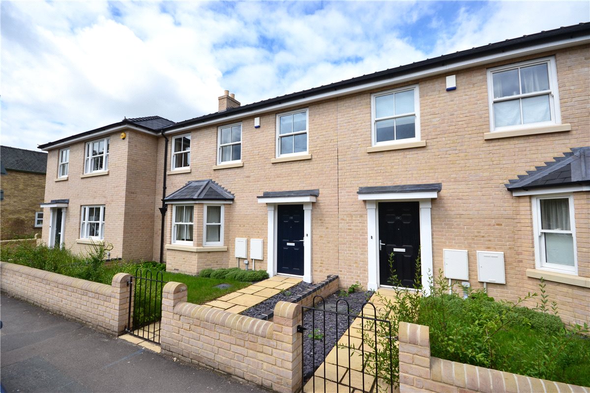 4 bedroom House, High Street, Waterbeach, CB25 - Available