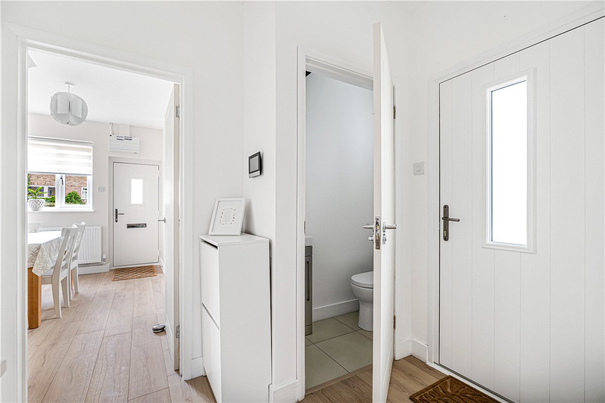 3 bedroom Bungalow, Middle Lane, Cherhill, SN11 - Available, Image 6
