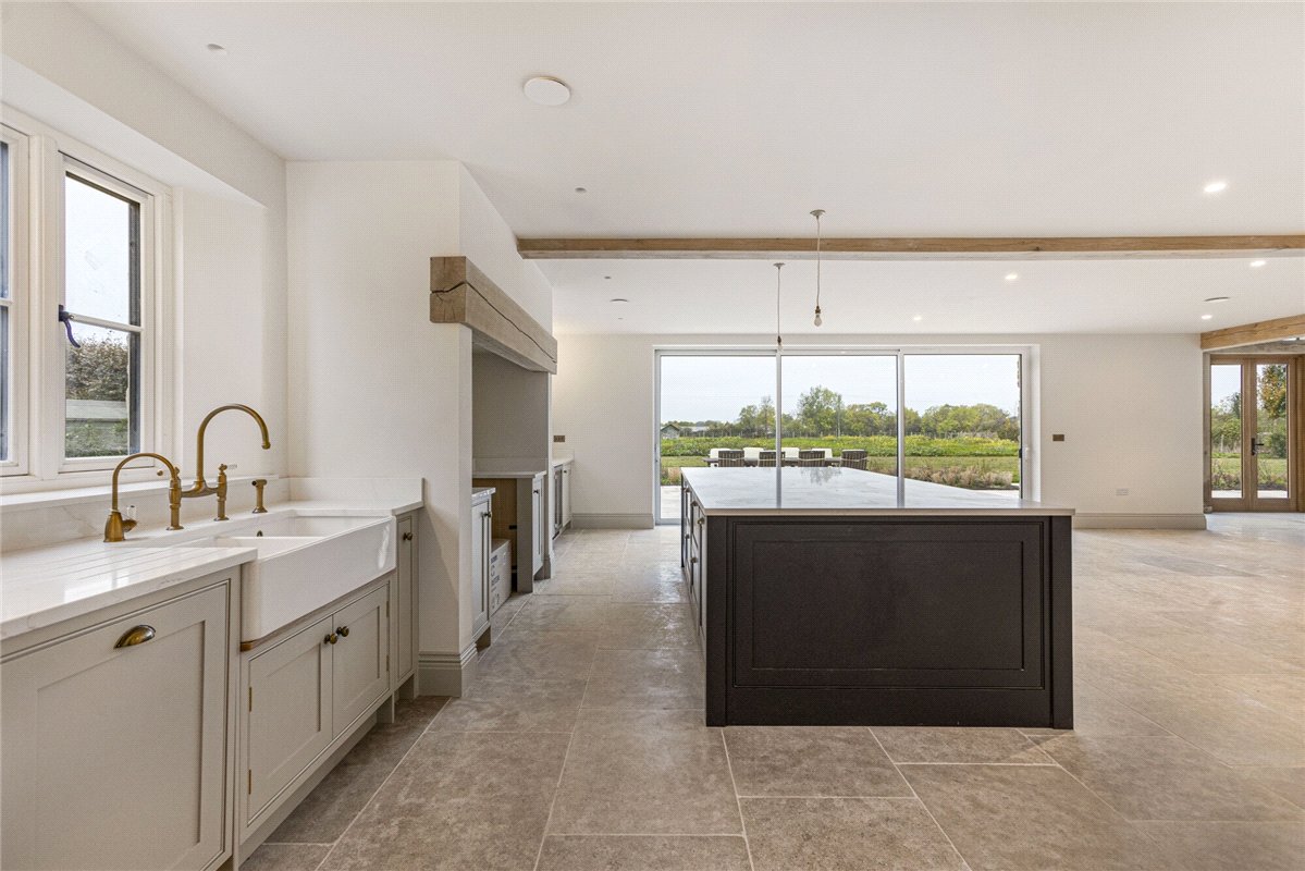 5 Bedroom Single Family Home/House's Image 17
