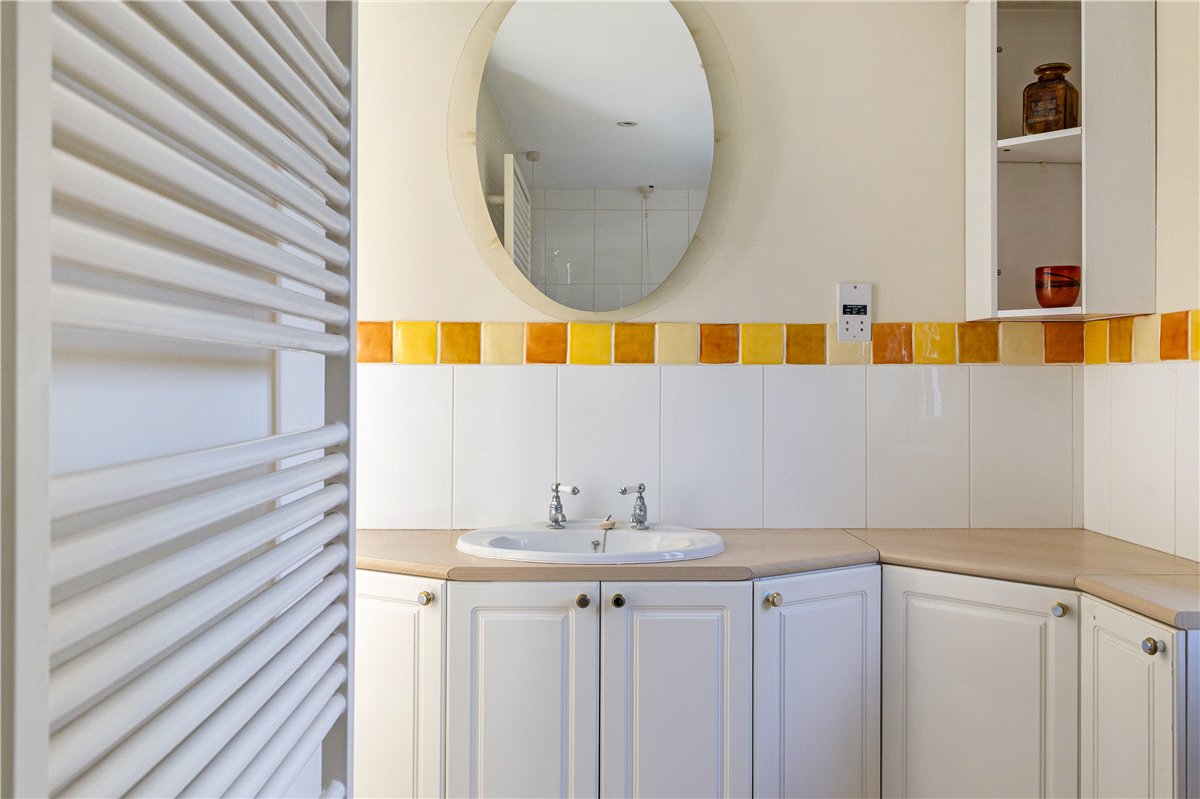4 bedroom House, Oak Lane, Easterton, SN10 - Available, Image 15
