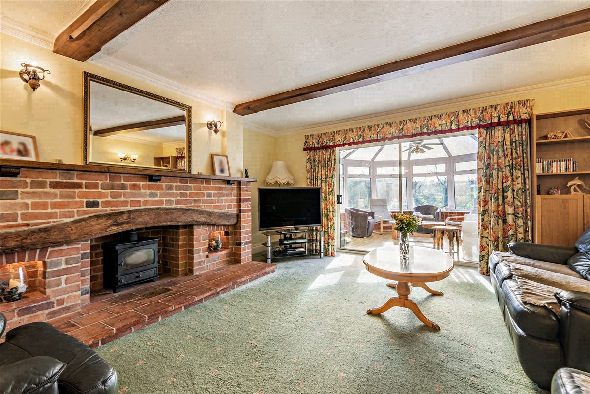 5 bedroom House, Fox's Lane, Kingsclere, RG20 - Available, Image 3