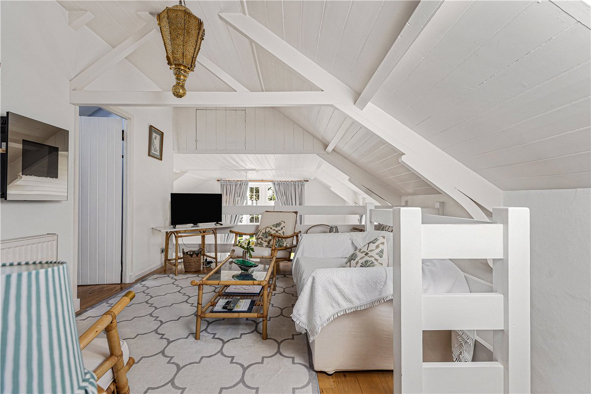 6 bedroom House, Church Road, Hinton Waldrist, SN7 - Available, Image 17