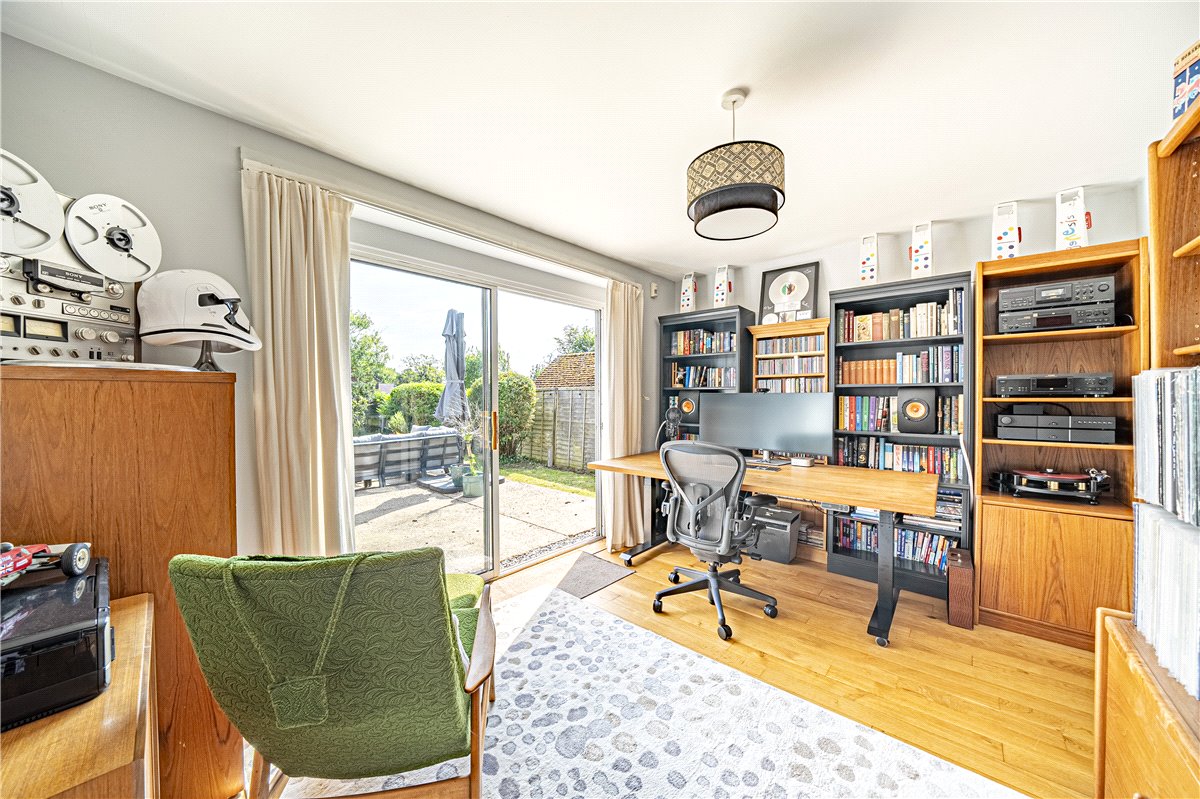 3 bedroom House, Burnett Close, Winchester, SO22 - Sold, Image 10