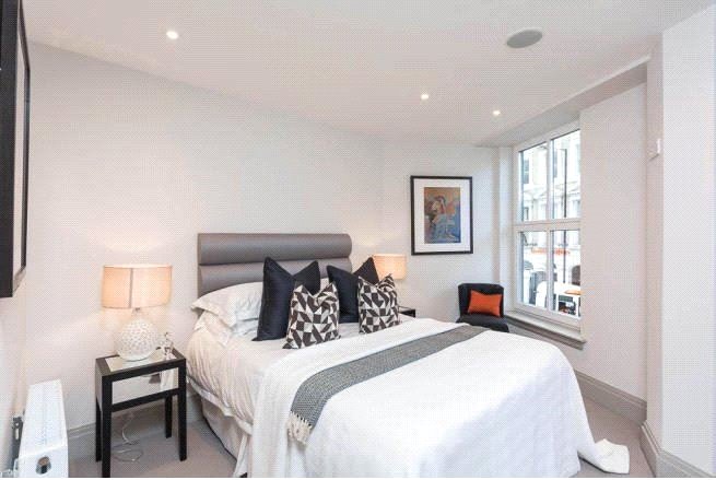 1 bedroom Flat, Grayton House, 498-504 Fulham Road, SW6 - Available, Image 1