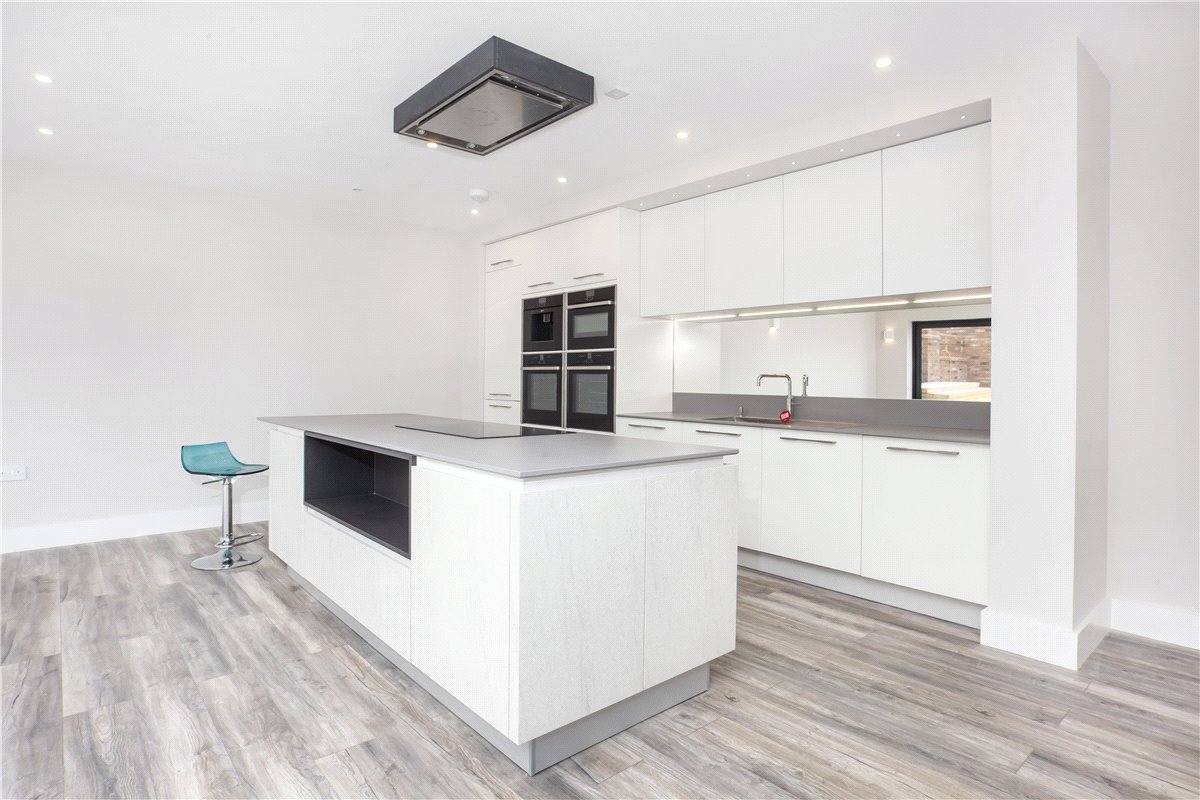 3 bedroom House, Station Road, Upper Poppleton, YO26 - , Image 9