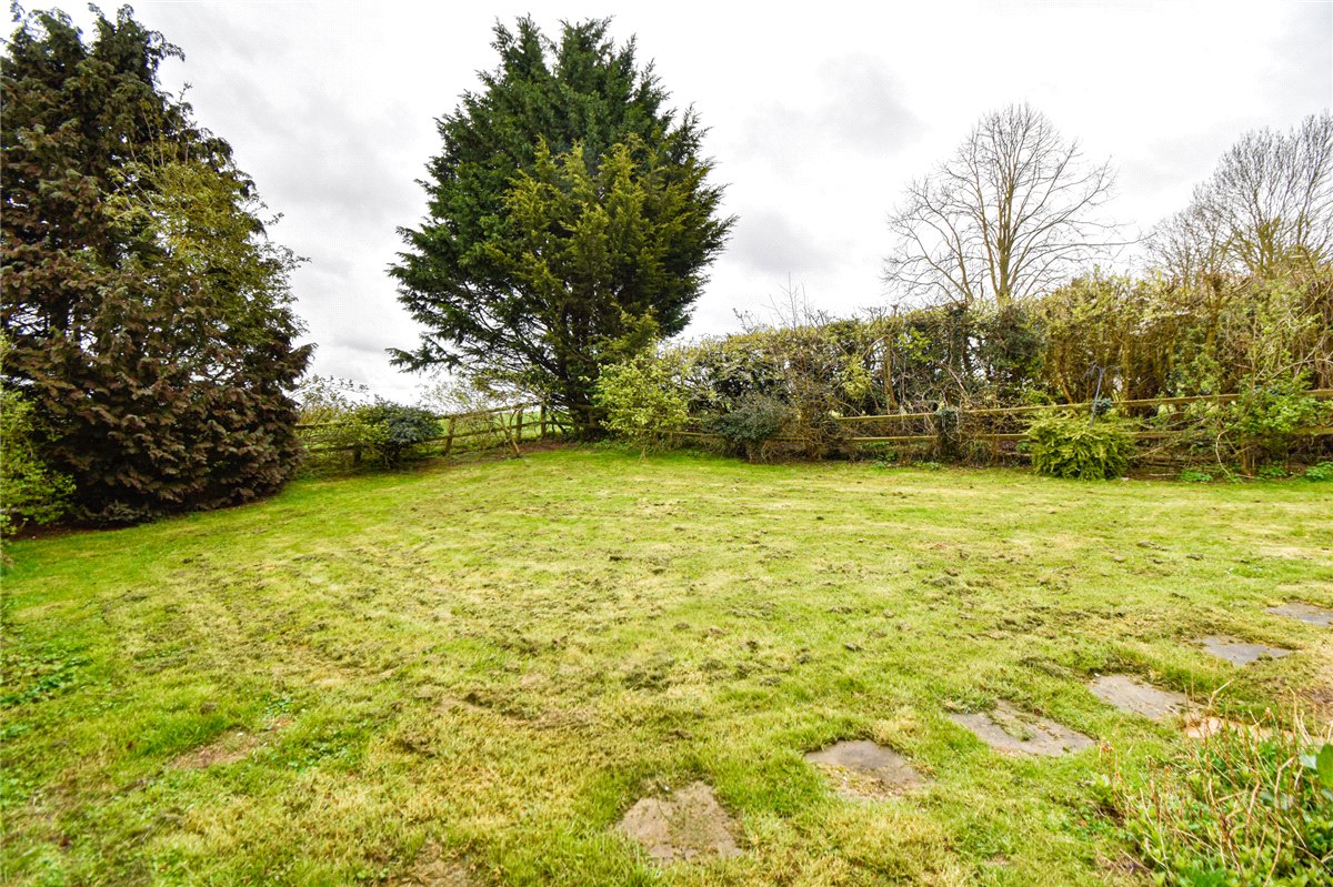 3 bedroom House, Streetly Hall Cottages, Streetly End, CB21 - Let Agreed, Image 1