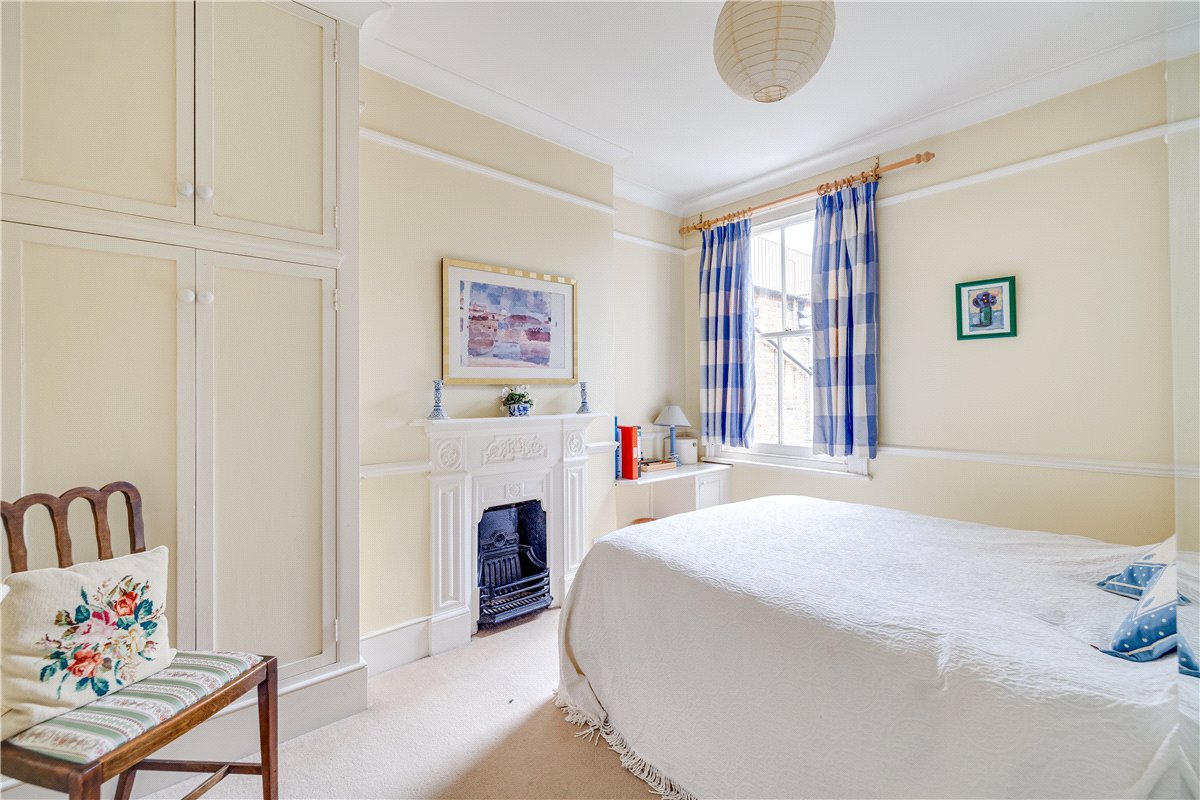 2 bedroom Flat, Queensmill Road, London, SW6 - Sold, Image 13