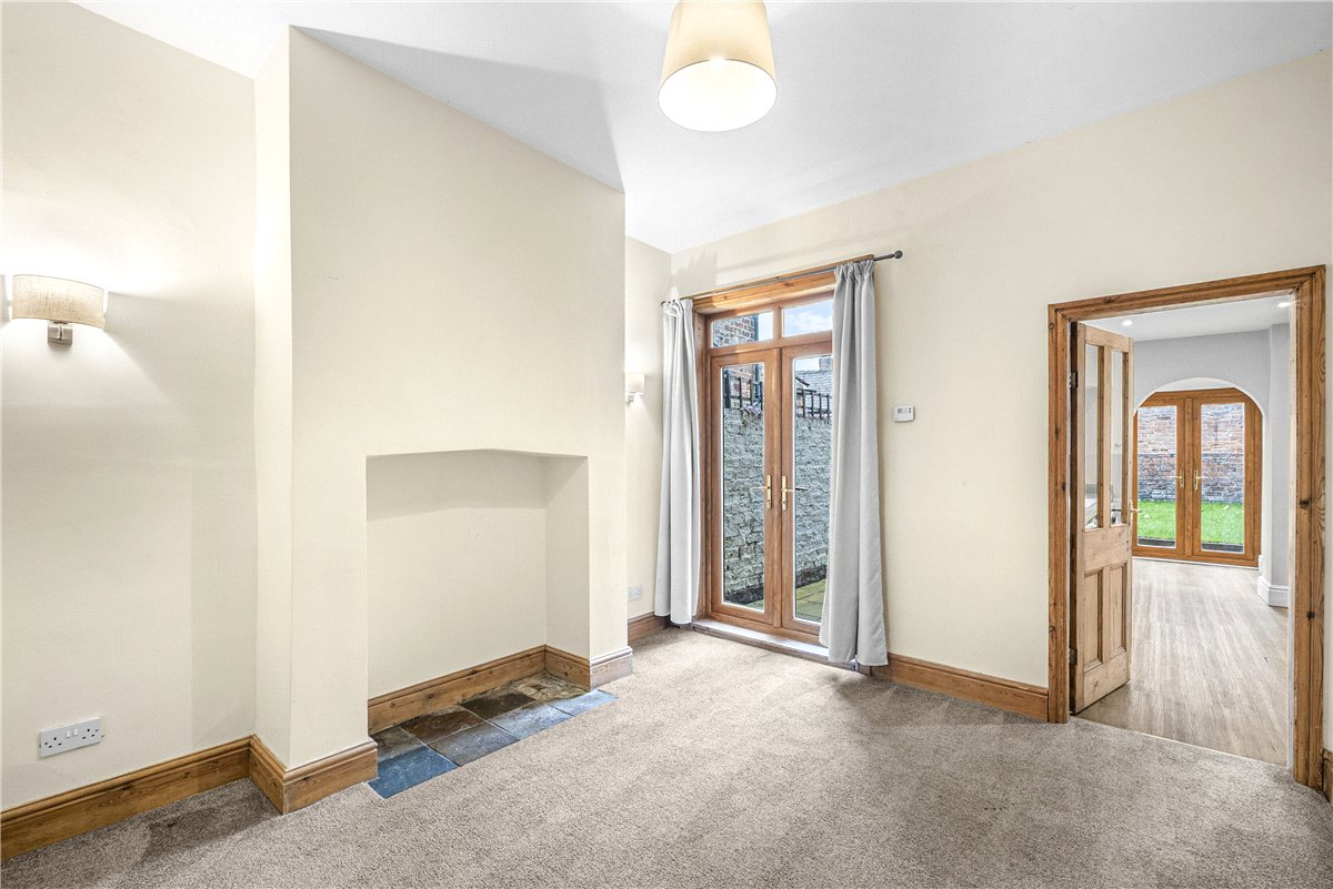 4 bedroom House, Park Grove, York, YO31 - Sold STC, Image 3