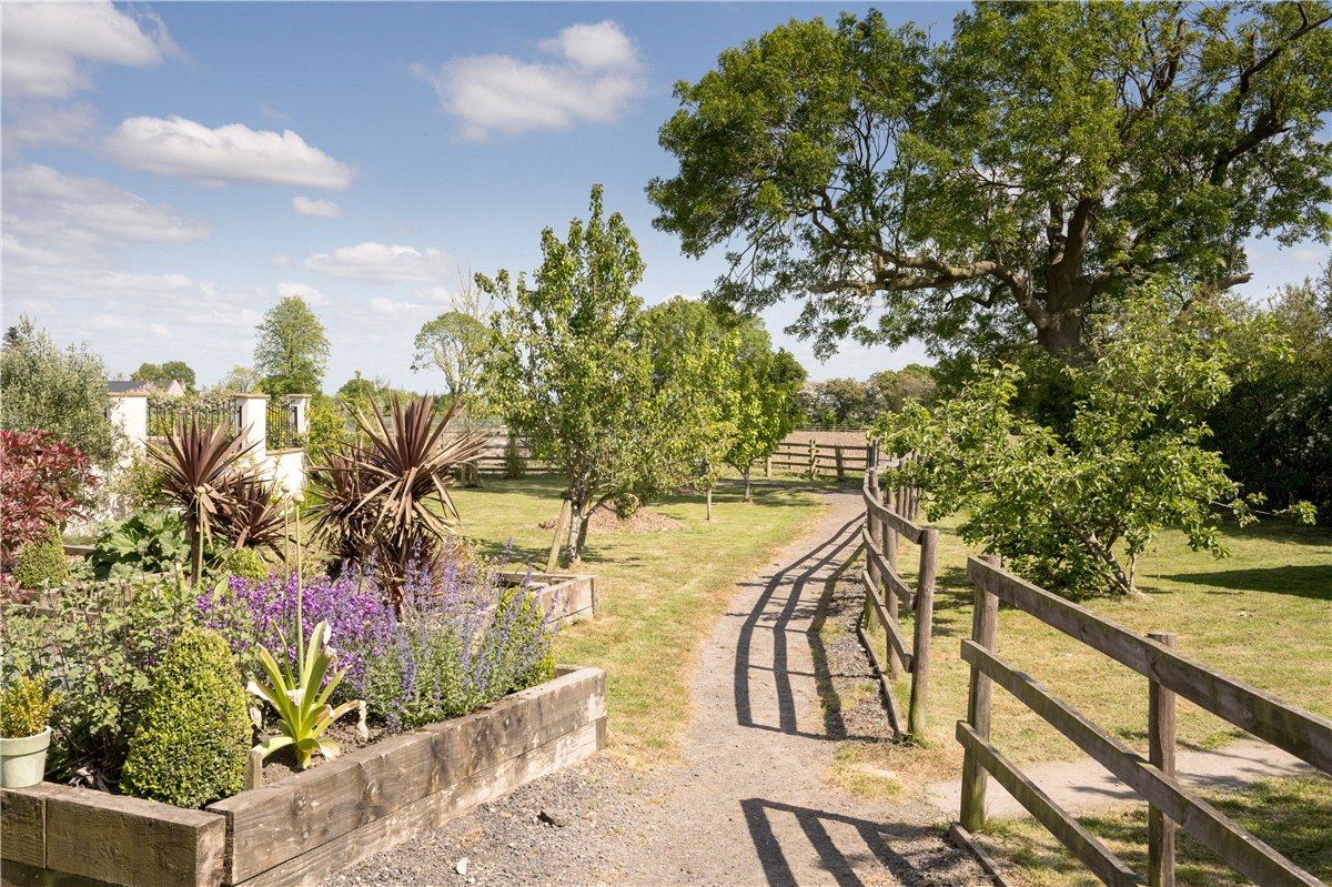 4 bedroom House, Follifoot Lane, Kirkby Overblow, HG3 - Available, Image 14