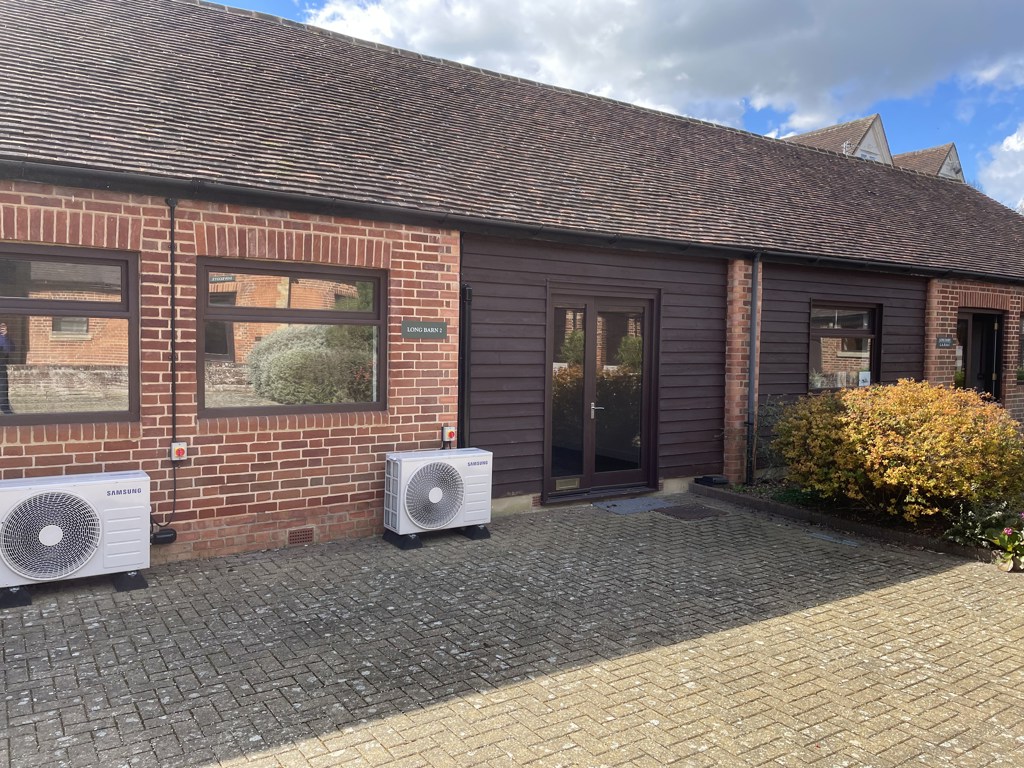 580 Sq Ft, Little Baldon Farm, Oxford, OX44 - Available