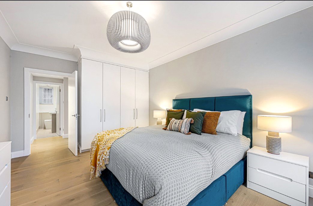 2 bedroom Flat, Stafford Court, Kensington High Street, W8 - Available, Image 5