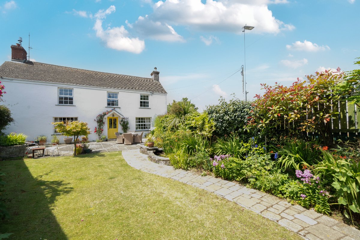 5 bedroom House, Lender Lane, Mullion, TR12 - Available, Image 5