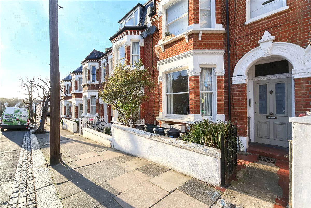 2 bedroom Flat, Kelmscott Road, London, SW11 - , Image 1