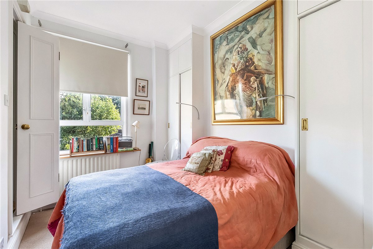 2 bedroom Maisonette, Althorp Road, London, SW17 - Available, Image 11