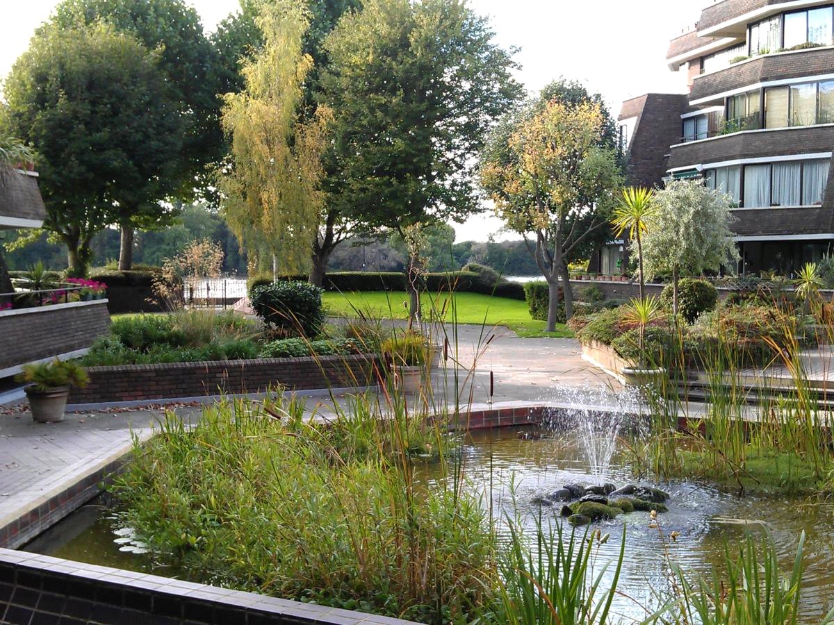 2 bedroom Flat, Alder Lodge, 73 Stevenage Road, SW6 - Sold