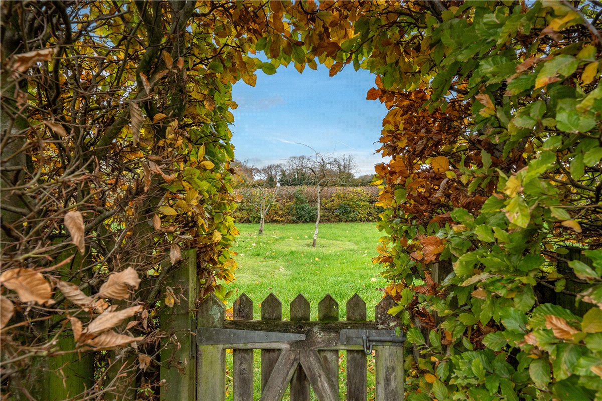 4 bedroom House, North Park Farm, Little Somborne, SO20 - Available, Image 22