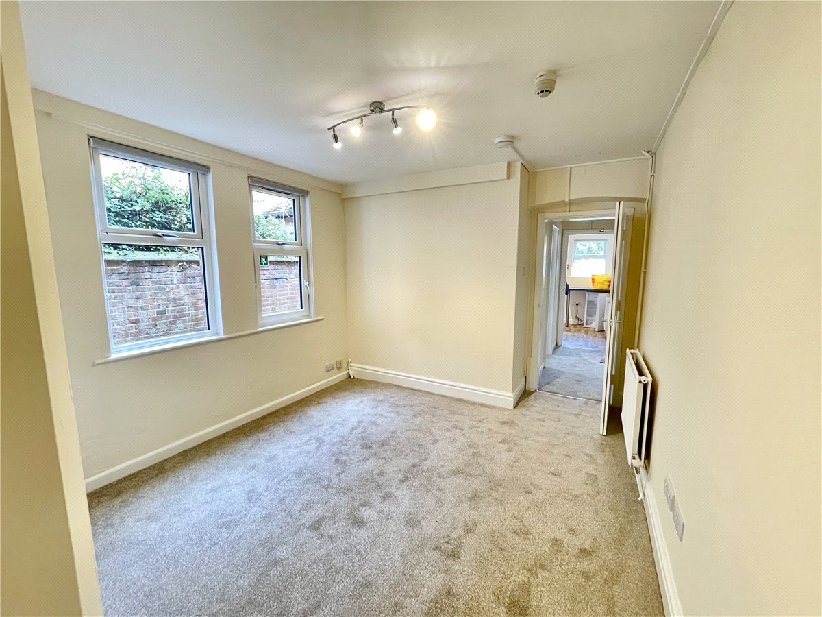 1 bedroom Flat, Cowley Road, Oxford, OX4 - , Image 1