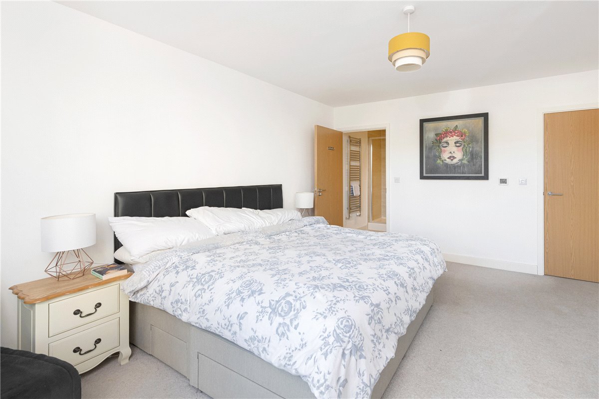 2 bedroom Flat, Midland Road, Bath, BA2 - Sold, Image 5