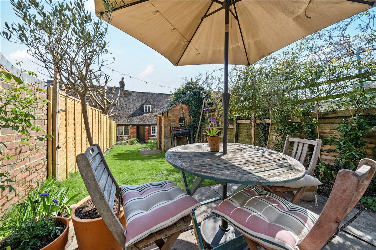 2 bedroom Cottage, St. Martins, Marlborough, SN8 - Available, Image 5