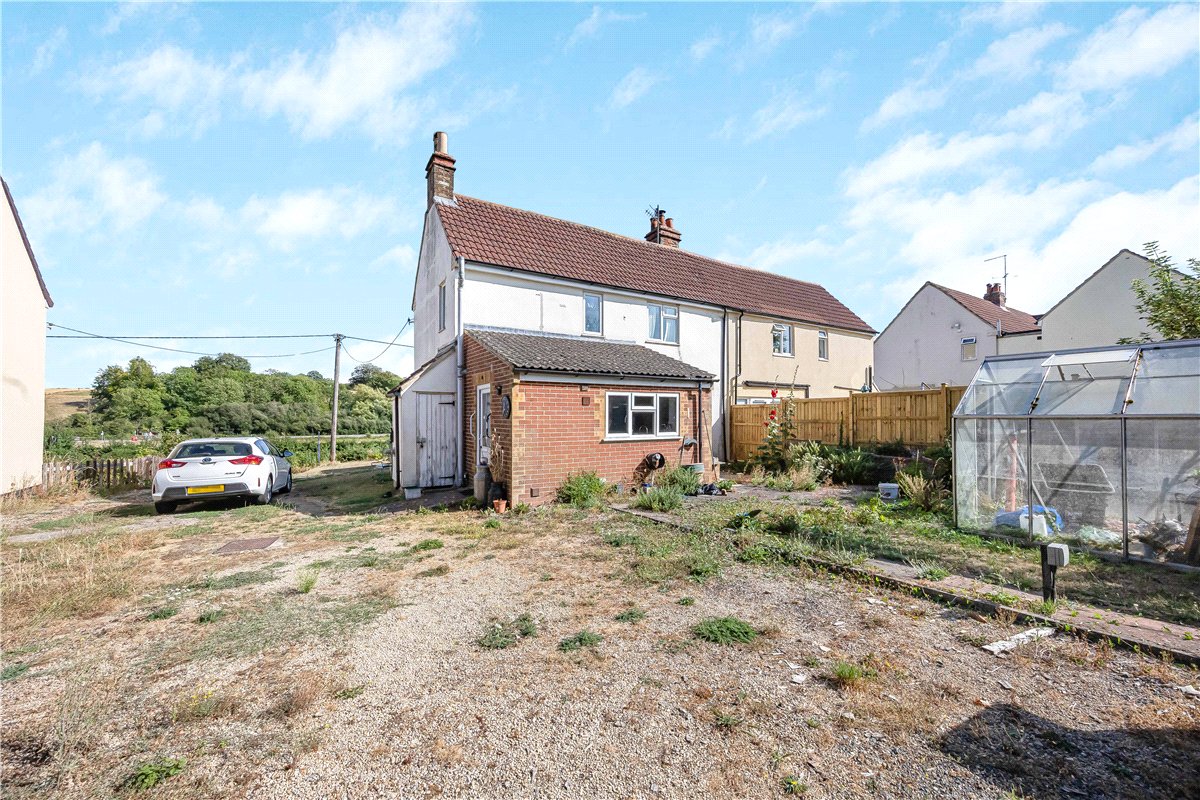 3 bedroom House, Church Street, Great Bedwyn, SN8 - Available, Image 15
