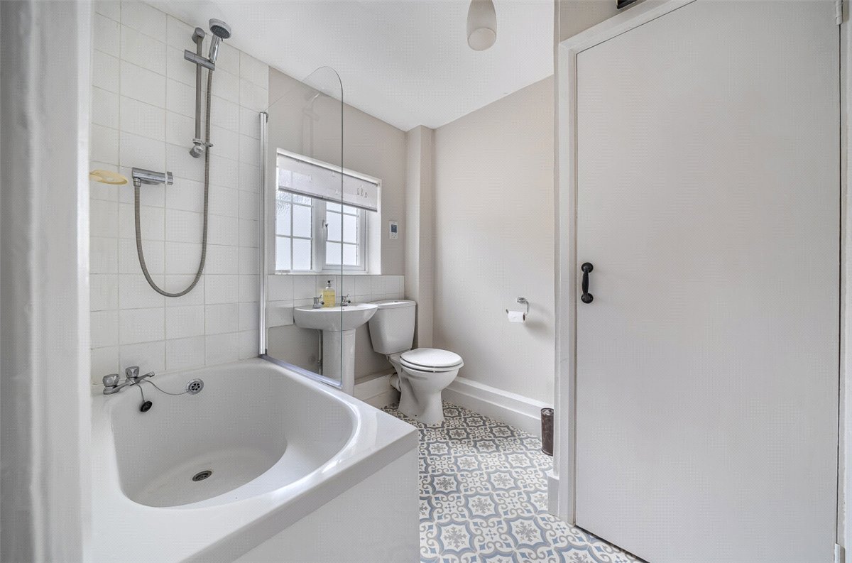 2 bedroom House, London Road, Marlborough, SN8 - Sold, Image 7