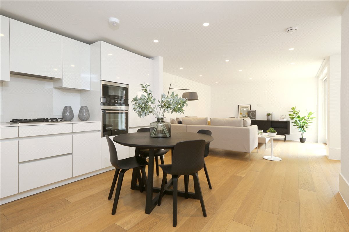 2 bedroom Flat, Castlereagh Street, London, W1H - Available