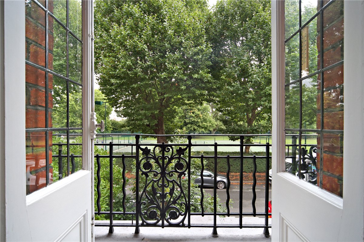 2 bedroom Flat, Bishops Park Road, London, SW6 - Available, Image 4