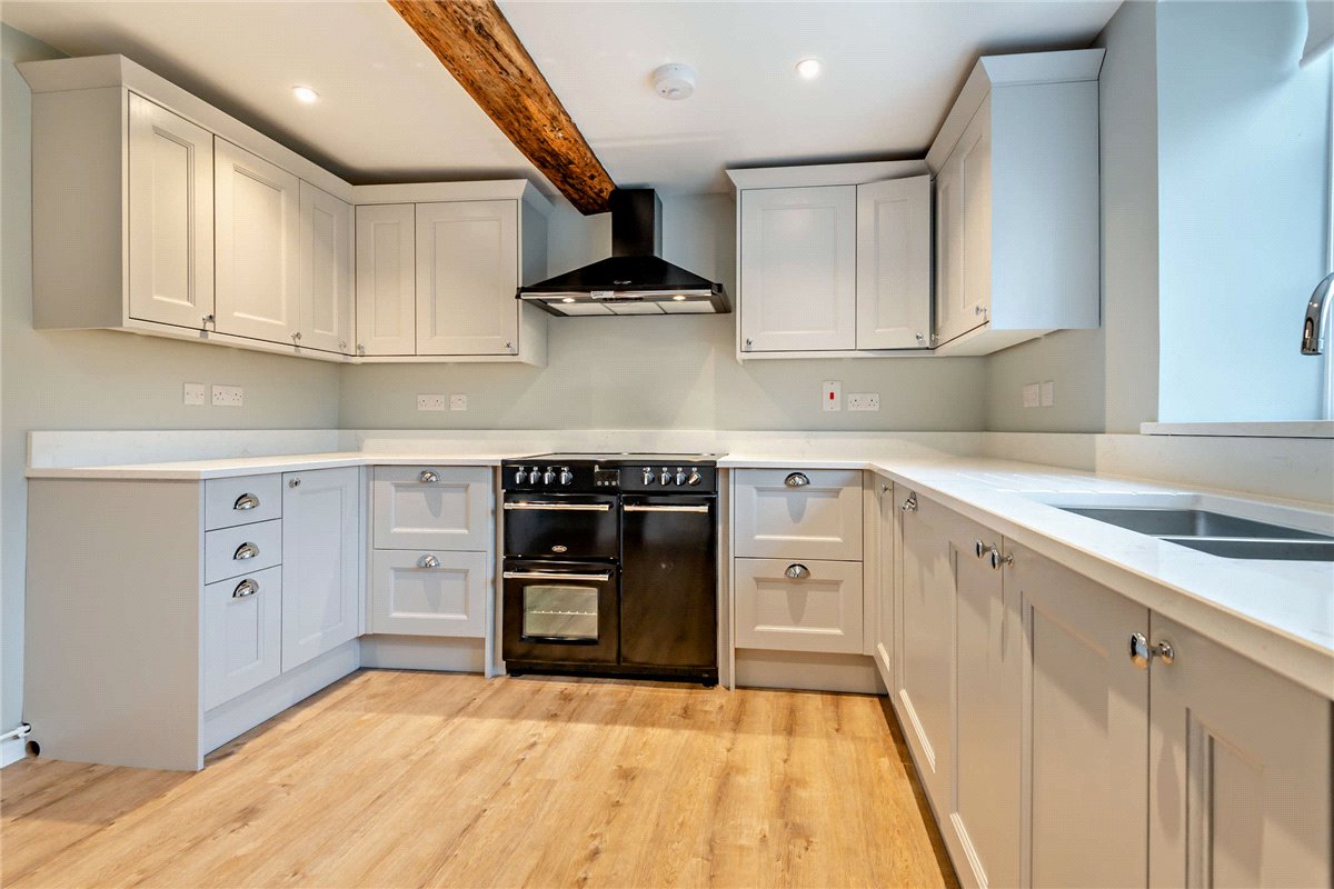 5 bedroom House, Upper Green, Inkpen, RG17 - Let Agreed, Image 13