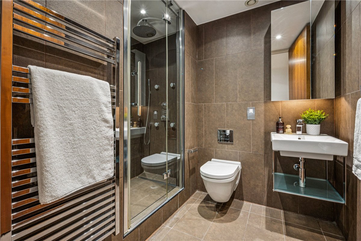 3 bedroom Flat, Bolsover Street, Fitzrovia, W1W - Available, Image 4