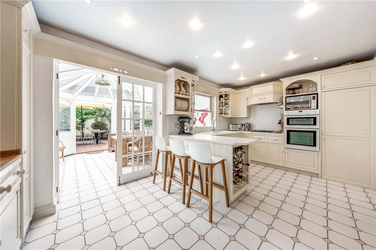 4 bedroom House, Burlington Road, London, SW6 - Available, Image 12