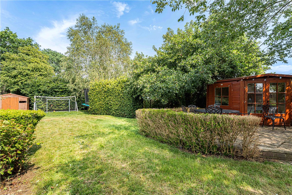 3 bedroom House, Oxford Road, Hampton Poyle, OX5 - Available, Image 21