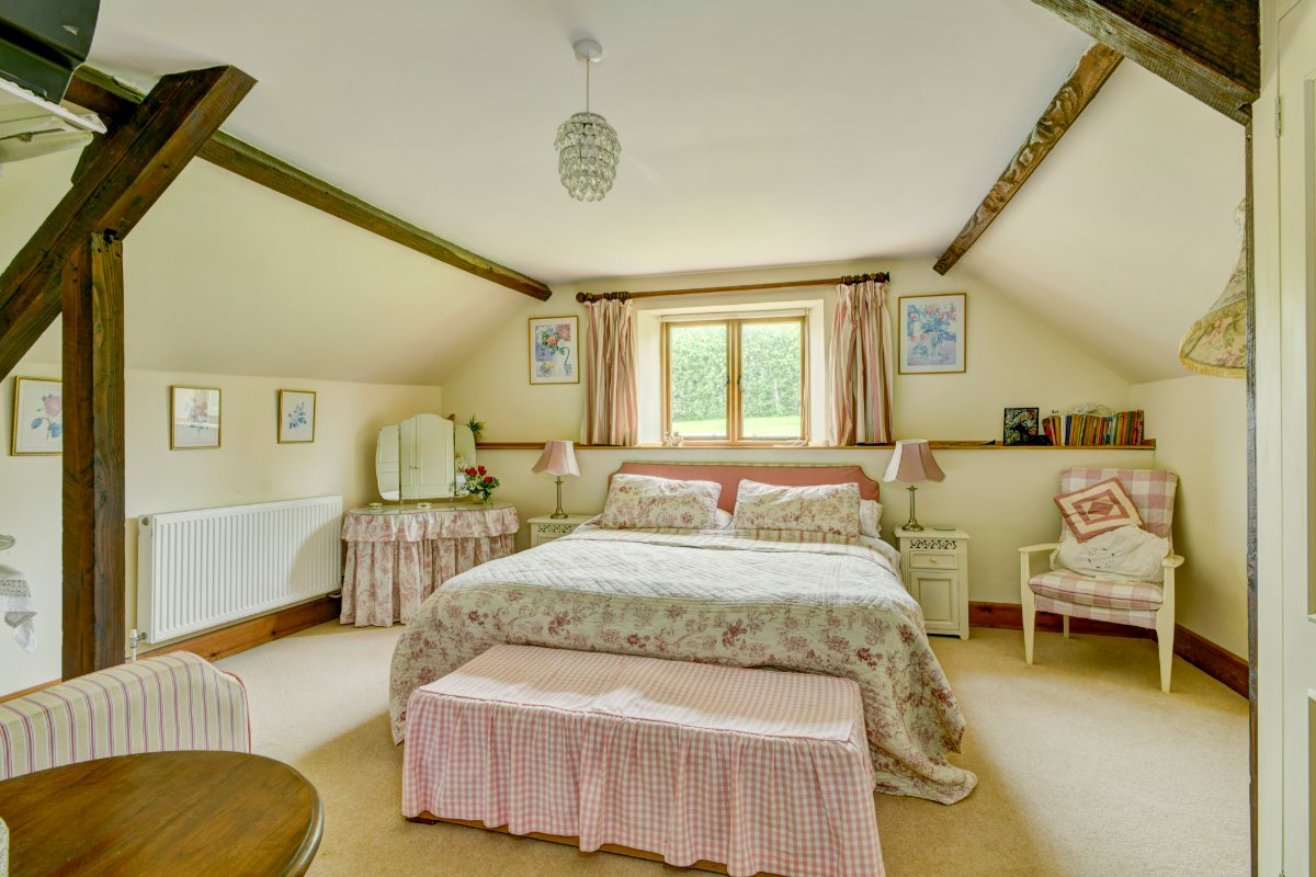 163.92  Farm, Perry Farm, Dulverton, TA22 - Available, Image 14