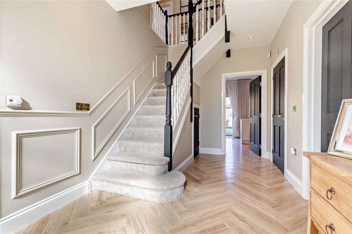 6 bedroom House, Woodland Close, Wetherby, LS22 - Available, Image 10