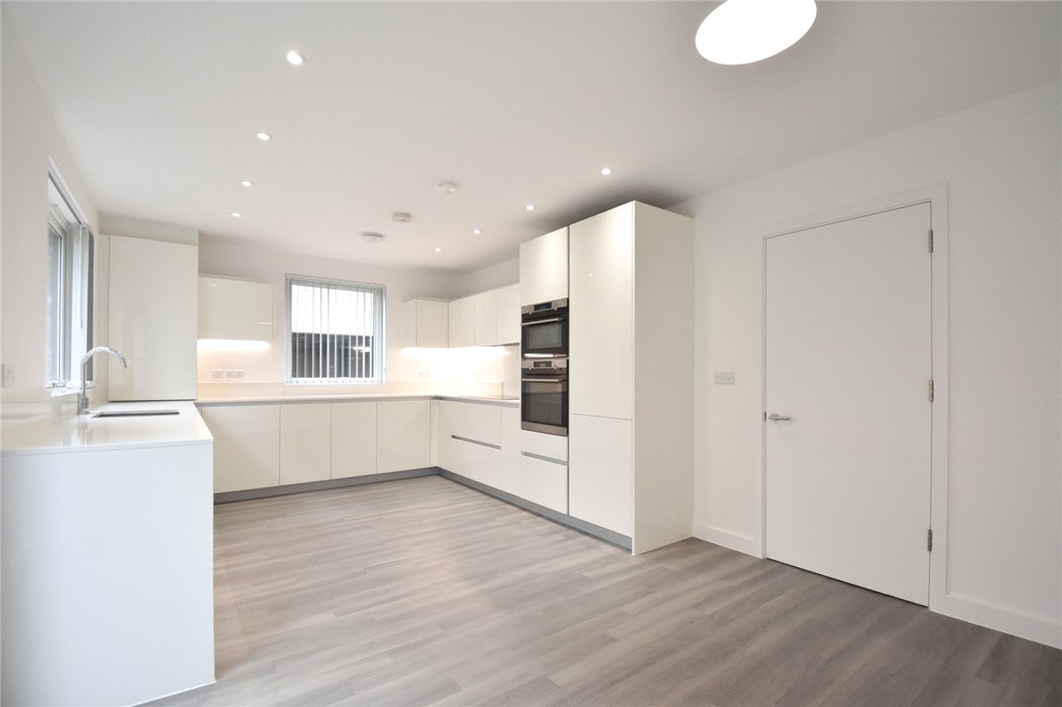 4 bedroom House, Fowler Avenue, Trumpington, CB2 - Available, Image 2