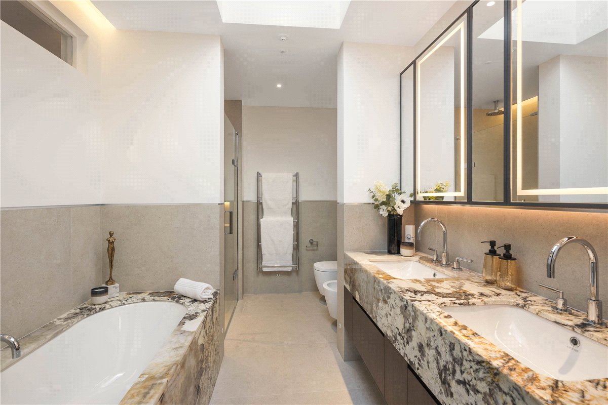 3 bedroom Flat, Charles Street, London, W1J - Available, Image 6