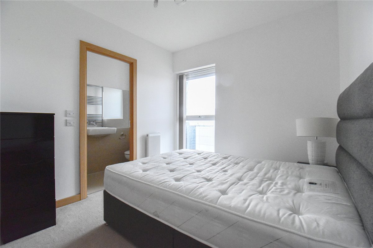 2 bedroom Flat, Flamsteed Close, Cambridge, CB1 - , Image 6