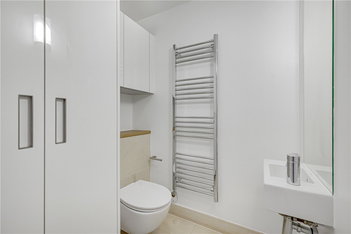 3 bedroom House, Cavendish Mews South, Marylebone, W1W - Available, Image 16