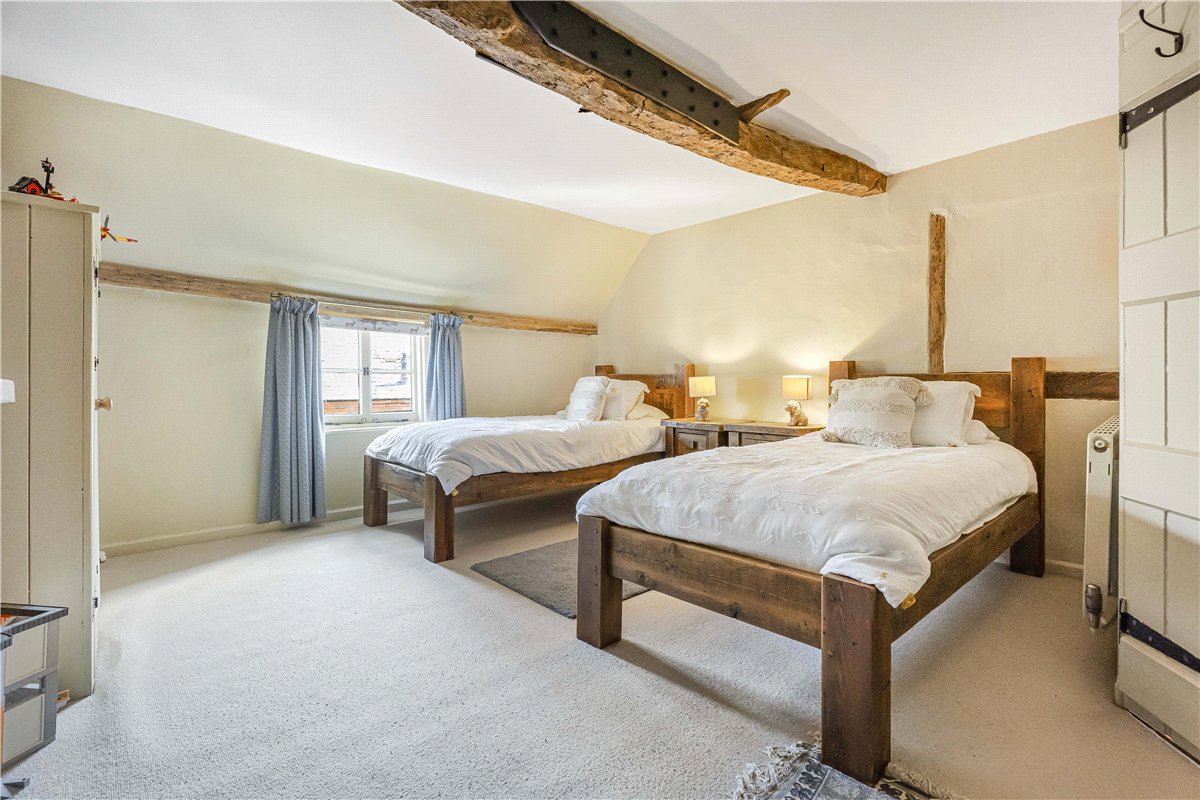 4 bedroom House, Silverless Street, Marlborough, SN8 - Available, Image 44