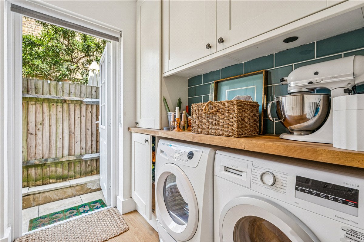 2 bedroom Flat, Aslett Street, London, SW18 - Under Offer, Image 7