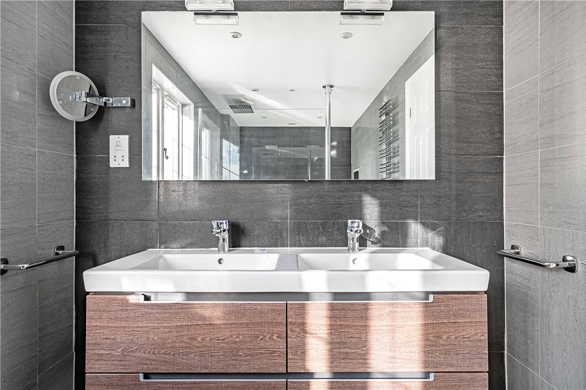 5 bedroom House, Tortington, Arundel, BN18 - Available, Image 17