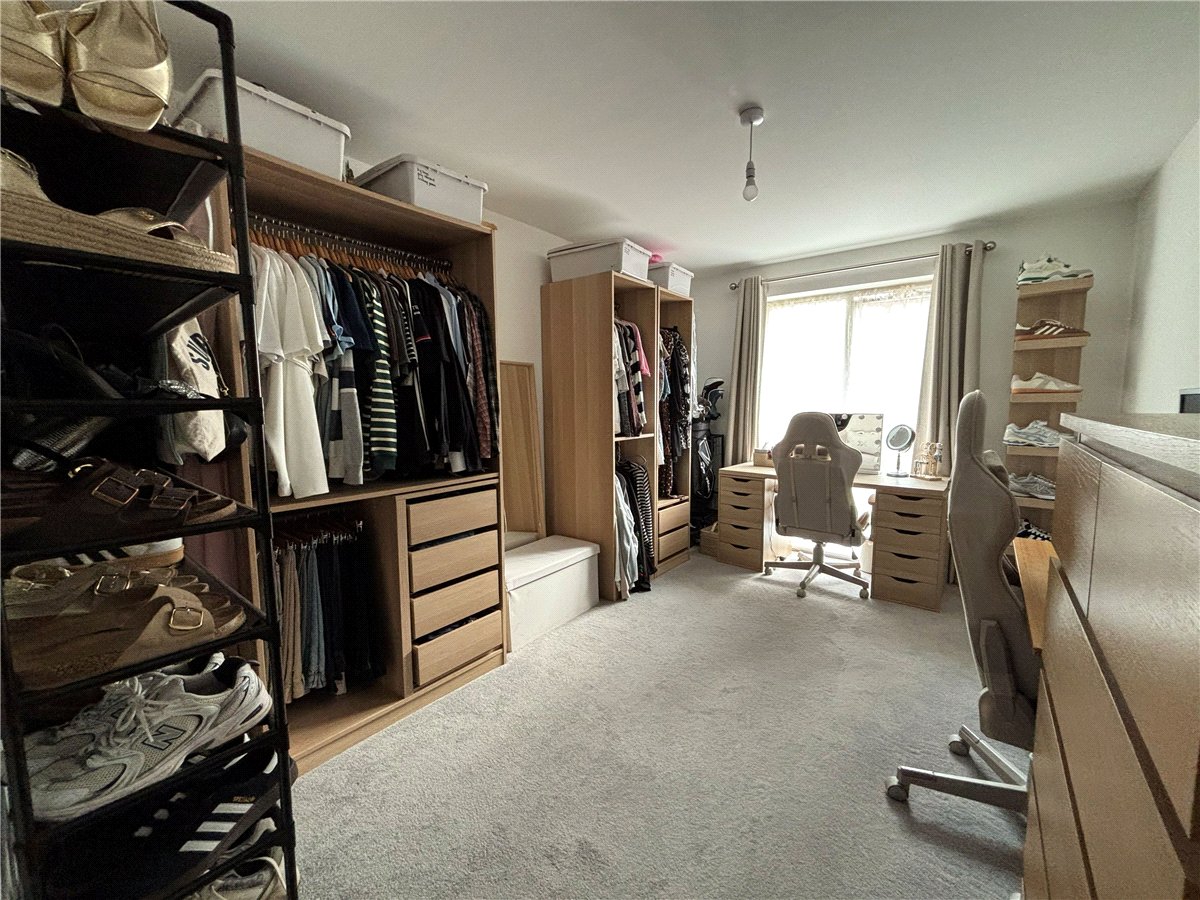 2 bedroom Flat, Stonyfield Road, Whiteley, PO15 - , Image 5