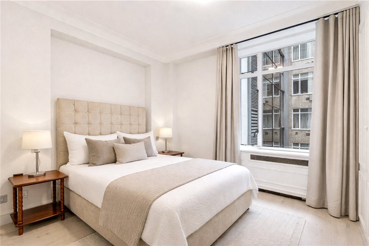 1 bedroom Flat, Park Lane, Mayfair, W1K - , Image 4