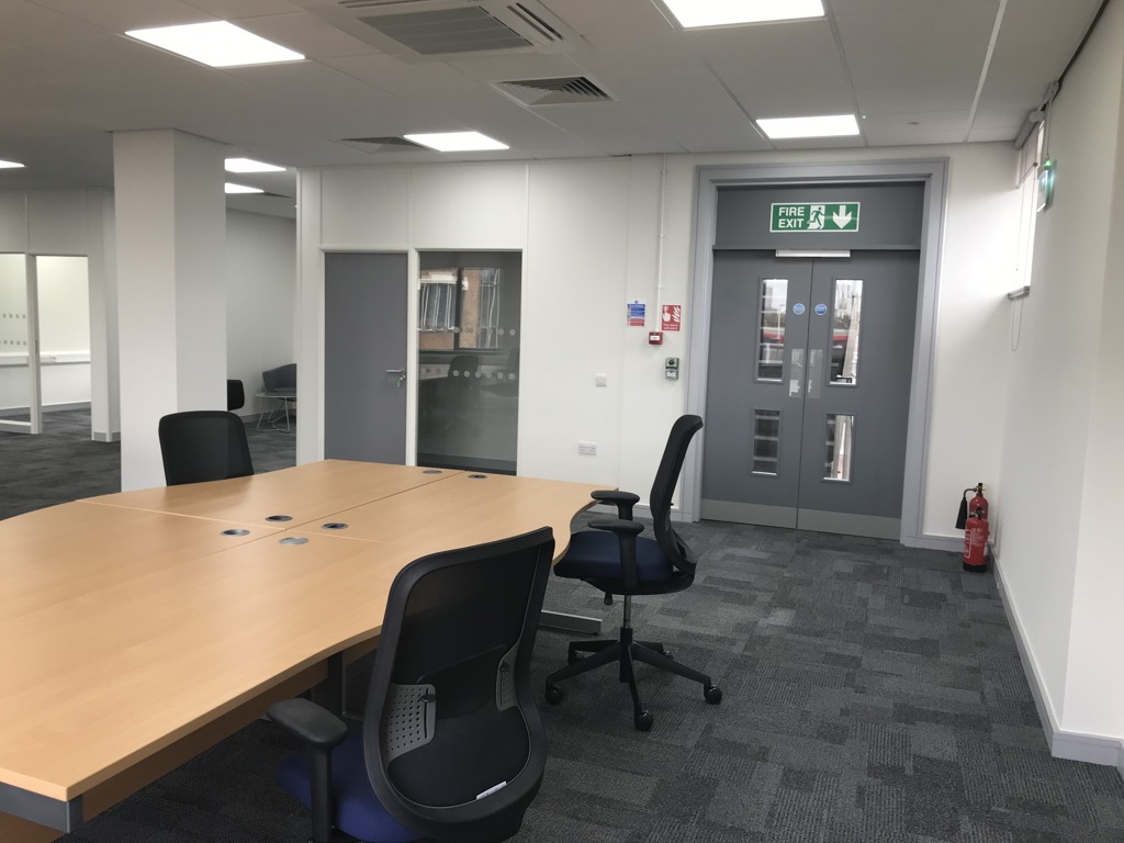 228 to 3517 Sq Ft, 160 Falcon Road, London, SW11 - Available, Image 3