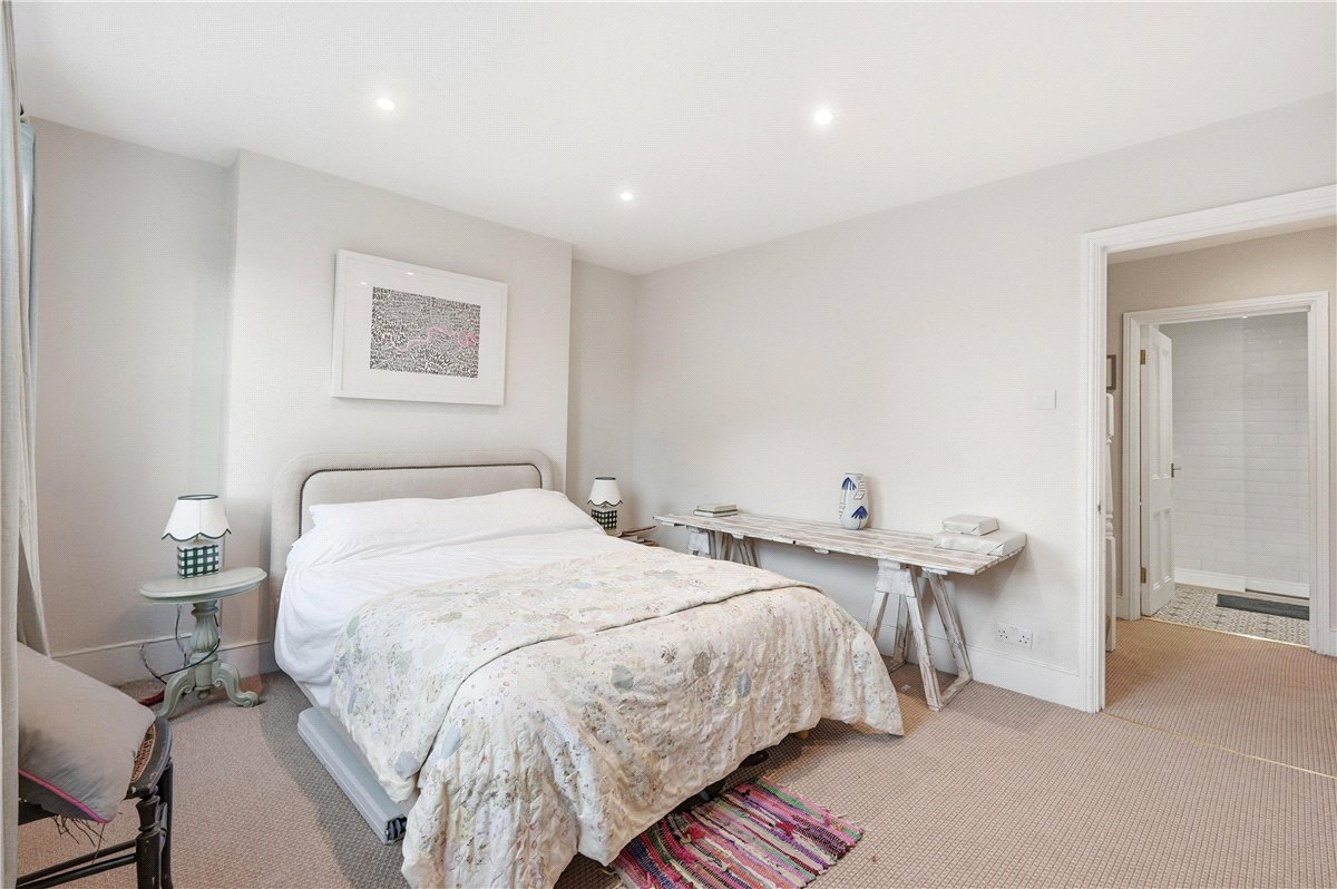 6 bedroom House, Delaford Street, London, SW6 - Available, Image 23