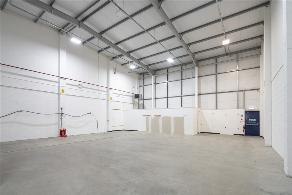 3119 Sq Ft, Endeavour Way, Croydon, CR0 - Available, Image 1