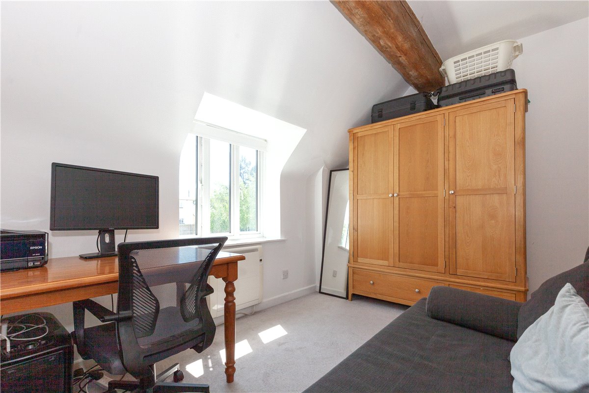 2 bedroom House, Heathfield, Bletchingdon, OX5 - , Image 7
