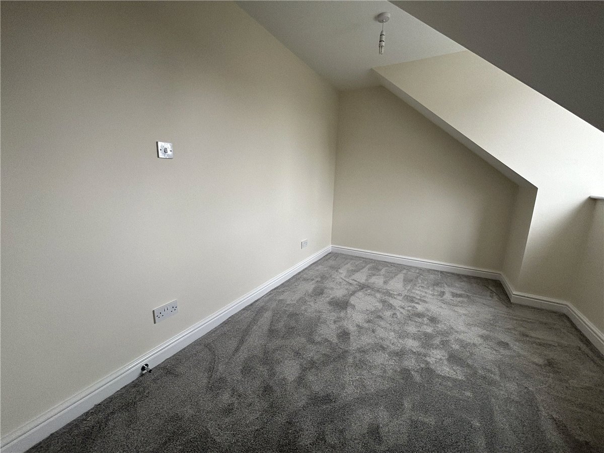 3 bedroom House, Sherbourne Avenue, Bramley, S66 - Available, Image 16